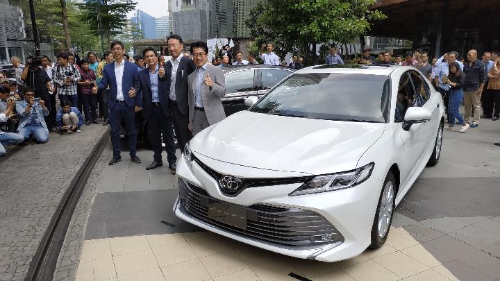 Surprise! Toyota Camry 2019 Terbaru Diluncurkan Dengan Membawa 2 Pilihan Mesin